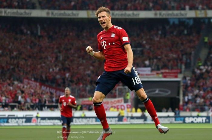 Gelandang Bayern Muenchen, Leon Goretzka, merayakan golnya.