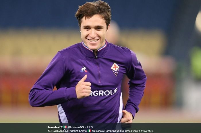Winger Fiorentina, Federico Chiesa, tengah diincar oleh Liverpool dan Juventus.