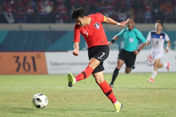 Heung Min-son saat beraksi bersama timnas Korea Selatan pada ajang Asian Games 2018 di Stadion Si Jalak Harupat (SJH), di Soreang, Kabupaten Bandung.