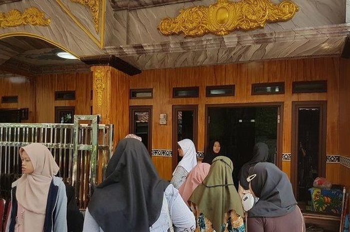 Kediaman almarhum Bripka Rahmat Efendy ramai didatangi pelayat, Jumat 26 Juli 2019
