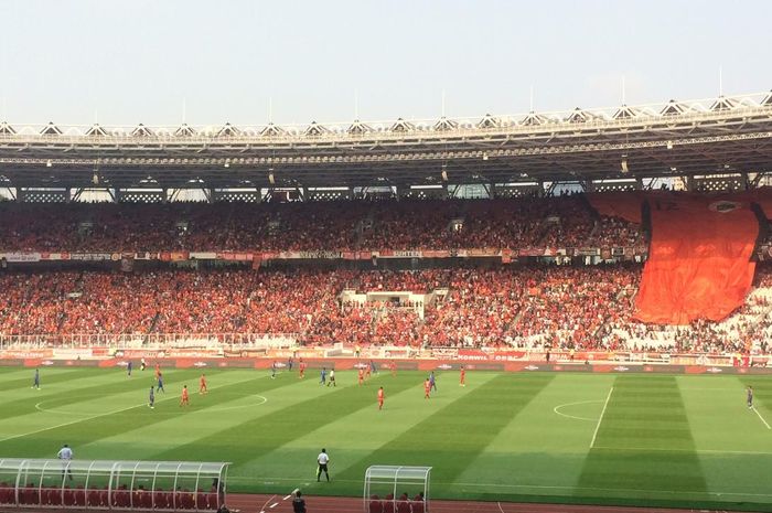 Suasana pertandingan Persija Jakarta melawan Arema FC pada pekan ke-12 Liga 1 2019 di Stadion Utama Gelora Bung Karno (SUGBK), Jakarta Pusat, Sabtu (3/8/2019).