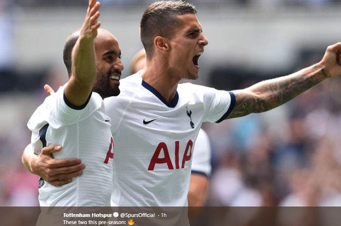 Selebrasi penyerang Tottenham Hotspur, Lucas Moura (kiri), setelah mencetak gol ke gawang Inter Milan pada pertandingan International Champions Cup 2019 di Tottenham Hotspur Stadium, 4 Agustus 2019.