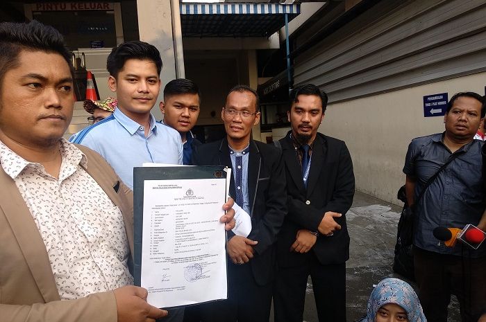 Dituduh Selingkuh oleh Vicky Prasetyo, Fiki Alman Bantah Miliki Hubungan Spesial dengan Angel Lelga