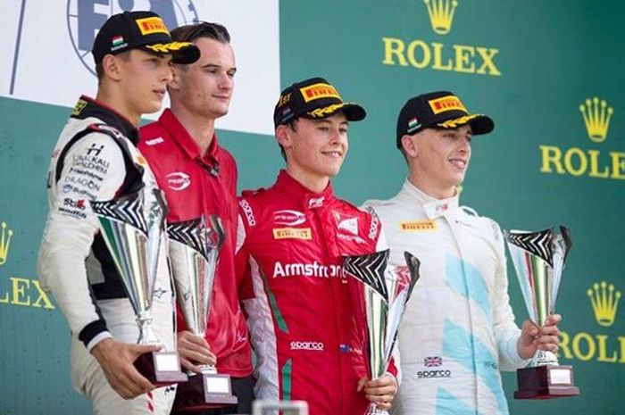 Pembalap tim Pertamina Prema Racing, Mick Schumacher, usai menjuarai GP F2 Hungaria di Hungaroring, Minggu (4/8/2019).