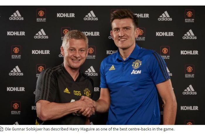 Manchester United resmi memperkenalkan bek baru, Harry Maguire, Senin (5/8/2019).