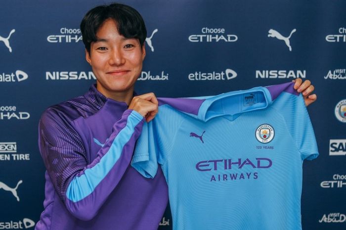 Lee Geum-min, pemain asal Korea Selatan dari sepakbola wanita bergabung dengan Manchester City.