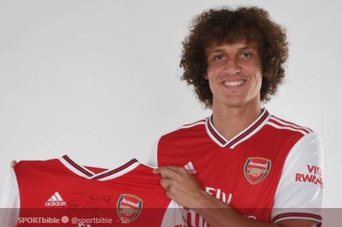 Bek Arsenal, David Luiz.