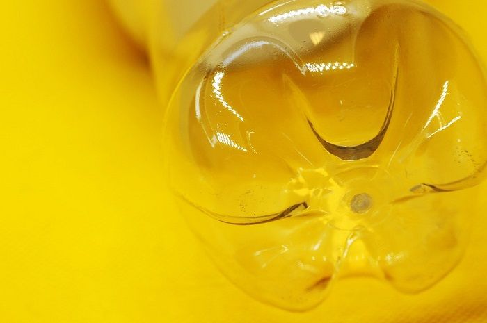 Bagian Dasar Botol Minuman Soda Tidak Dibuat Datar, Apa Sebabnya, ya? 