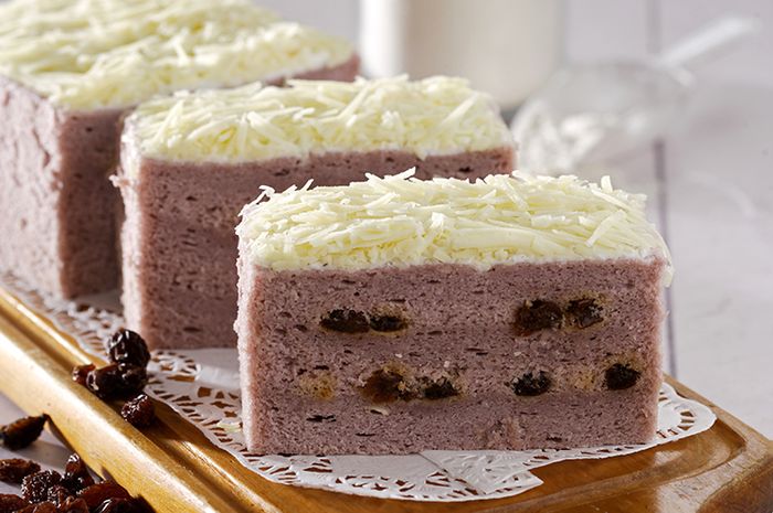 Resep Kue Talas Lapis Kismis Keju Enak, Nikmatnya Terasa Dalam Tiap Gigitan!