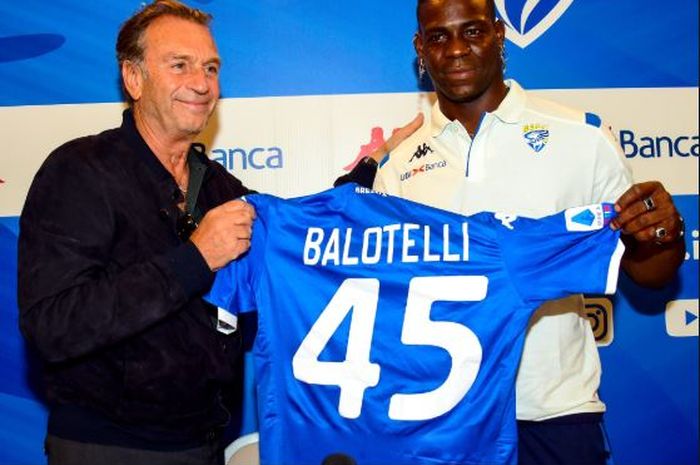 Mario Balotelli resmi jadi pemain kontestan Liga Italia, Brescia, pada 18 Agustus 2019.