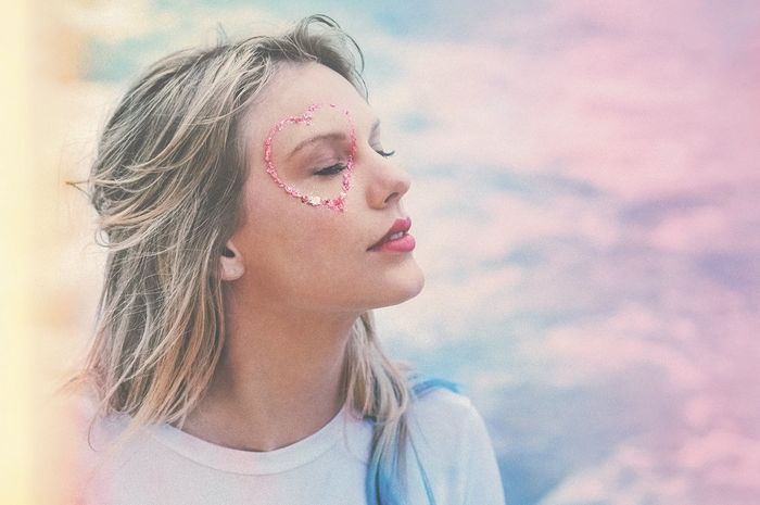 Taylor Swift Rilis Album Lover Dari Label Barunya Republic