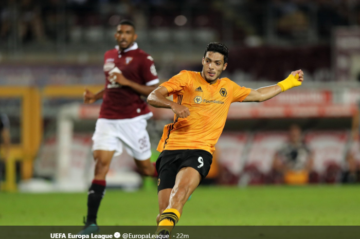 Raul Jimenez, mencetak gol untuk membawa Wolverhampton Wanderers menang 3-2 atas tuan rumah Torino di leg pertama babak play-off Liga Europa, Kamis (22/8/2019) di Turin.