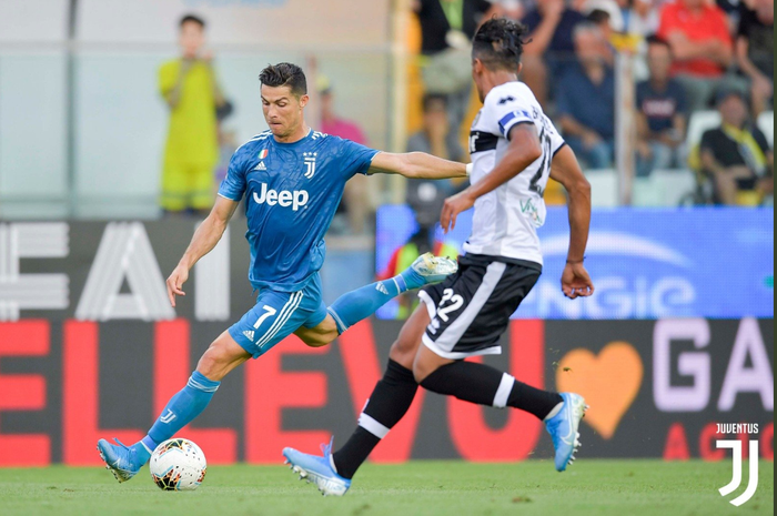 Cristiano Ronaldo dalam laga Parma kontra Juventus pada pekan pertama Liga Italia 2019-2020, Sabtu (24/8/2019) di Stadion Ennio Tardini.