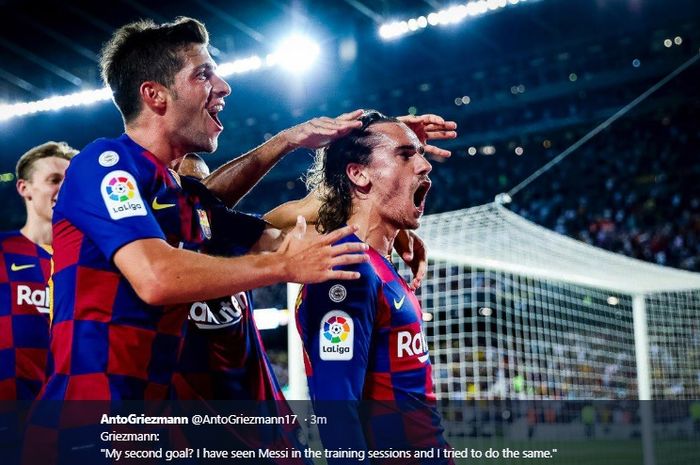 Para pemain Barcelona turut merayakan gol kedua yang dicetak oleh Antoine Griezmann kala menjebol gawang Real Betis di Stadion Camp Nou pada pertandingan pekan kedua LIga Spanyol 2019-2020, Minggu (25/8/2019).