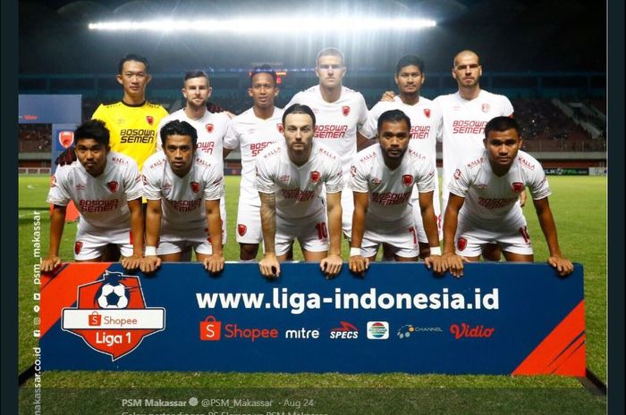 Anggota starting XI PSM Makassar berpose menjelang duel Liga 1 kontra PSS Sleman.