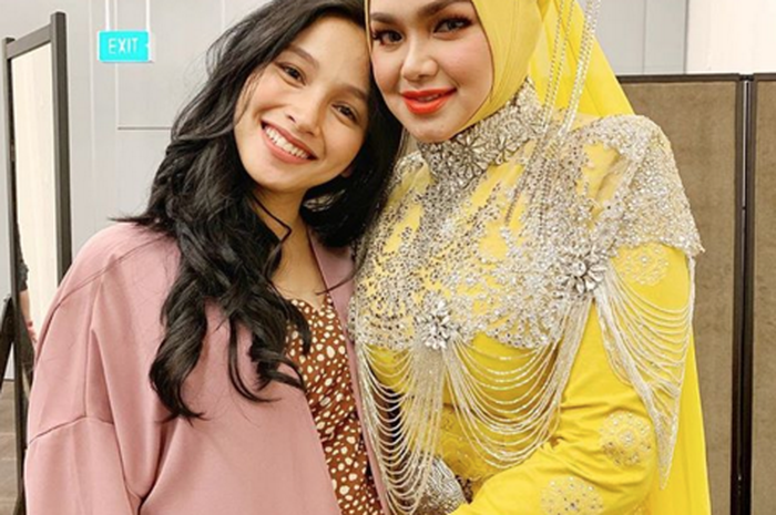 Sama Cantiknya dengan Sang Mertua, Ini Potret Tya Arifin. Menantu Siti