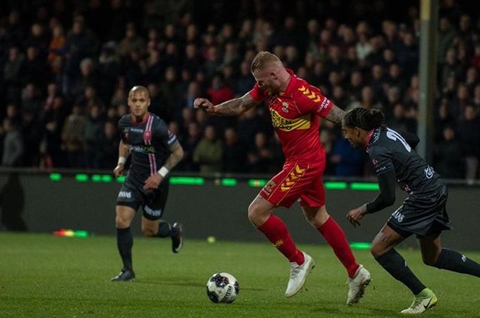 Aksi penyerang asal Belanda, Thomas Verheydt, saat membela Go Ahead Eagles di Liga Jupiler Belanda musim 2018/2019.