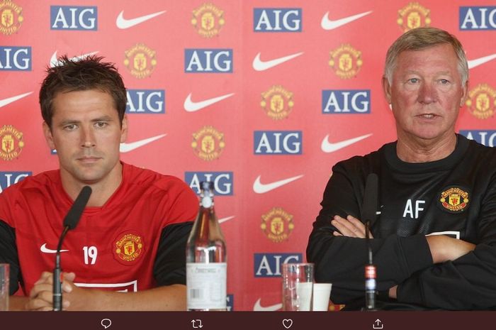 Michael Owen utarakan alasan bergabung dengan Manchester United.