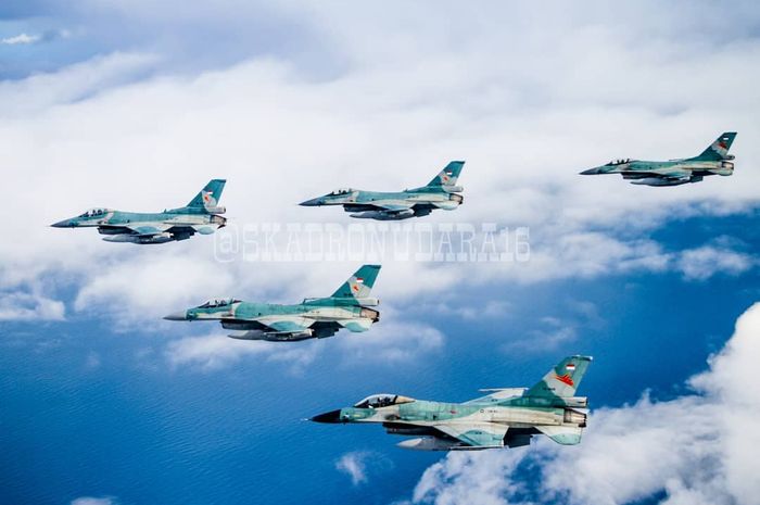 64 Koleksi Kolase Gambar Pesawat Tempur Gratis