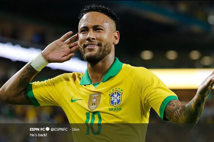 Neymar merayakan golnya untuk timnas Brasil.