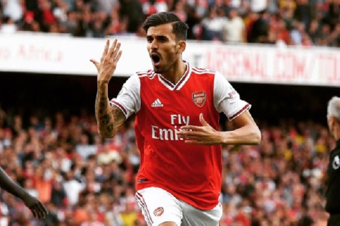 Dani Ceballos bermain saat melawan Tottenham Hotspur.