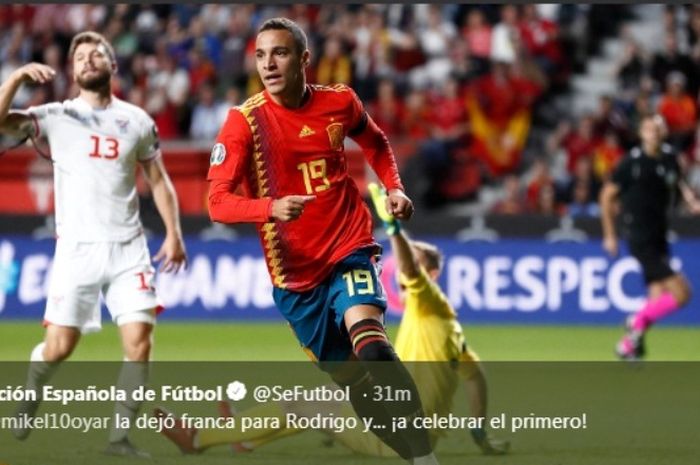 Striker timnas Spanyol, Rodrigo, melakukan selebrasi seusai menjebol gawnag Kepulauan Faroe, Minggu (8/9/2019).