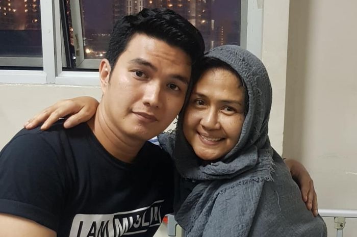 Dijenguk Sesama Penyintas Kanker Aldi Taher, Begini Kabar Ria Irawan Sekarang Terlihat dari Cara MakannyaInstagram/alditaher.official