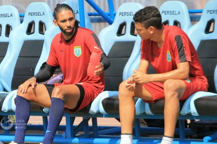 Demerson Bruno Costa (kiri), saat menjalani trial bersama Persela Lamongan.