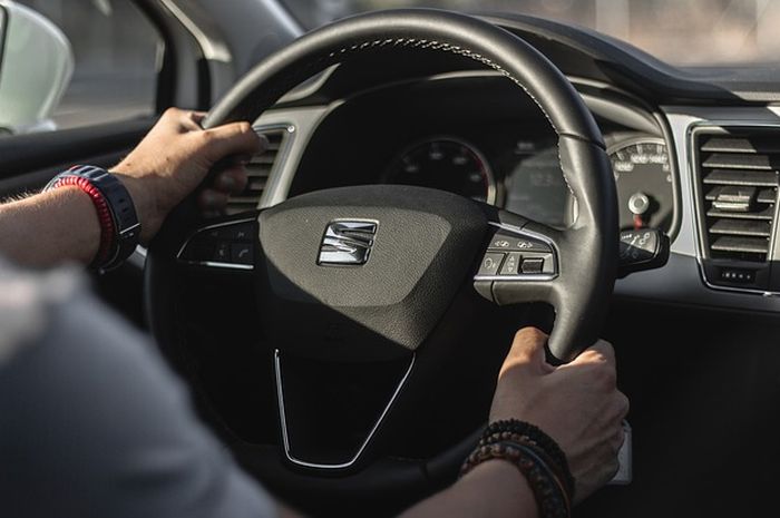 Tafsir Mimpi Naik Mobil Menurut Primbon Jawa Ternyata Berhubungan Dengan Lembaran Baru Kehidupan Anda Semua Halaman Suar