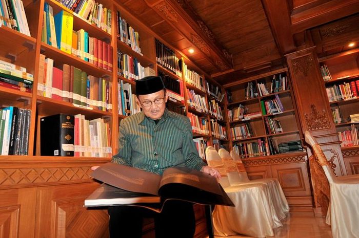 crack theory habibie