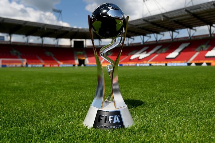 Uji Kesiapan Jadi Tuan Rumah Piala Dunia U20 2021, Delegasi FIFA Inspeksi Stadion di Indonesia