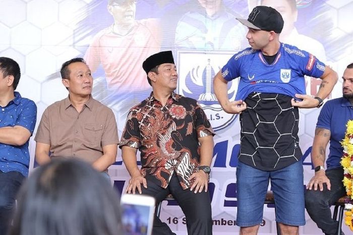 Bruno Silva diperkenalkan ke publik di Balaikota Semarang, Senin (16/9/2019).