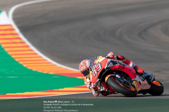 Pembalap Repsol Honda, Marc Marquez saat tampil  pada sesi balapan MotoGP Aragon 2019, Minggu (22/9/2019)