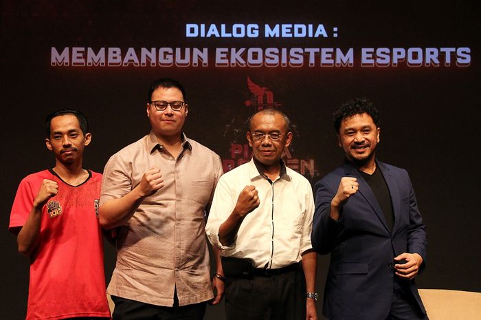 (from left to right) Fickri Aulia, Gary Ongko Putera, Gatot S. Dewa Broto and Giring Ganesha