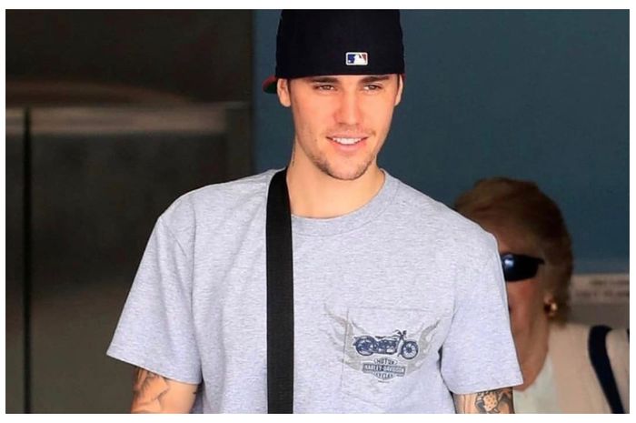  Justin Bieber membeli hadiah mewah sebelum menikah.