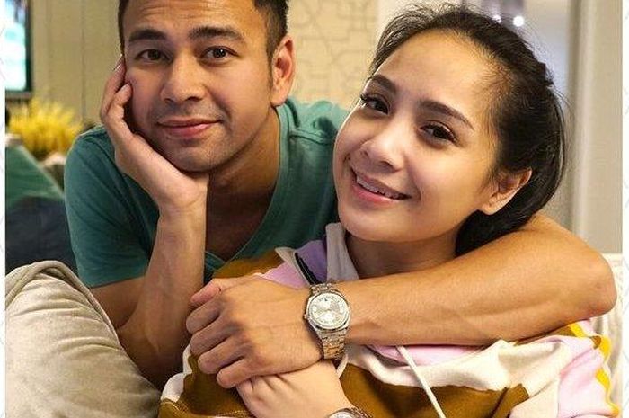 Pasangan artis Raffi Ahmad serta Nagita Slavina akhirnya mengklarifikasi gosip kemesraan mer Dituding Hanya Mesra di Depan Kamera, Raffi Ahmad serta Nagita Slavina Kabarkan Segera Beri Adik buat Rafathar