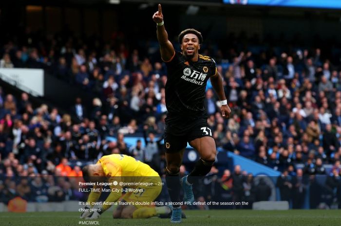 Penyerang Wolverhampton Wanderers, Adama Traore, merayakan golnya ke gawang Manchester City.