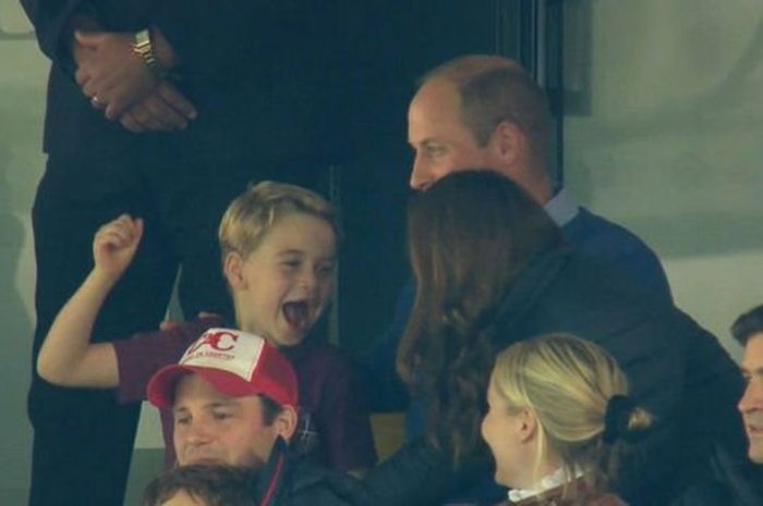 Aston Villa W88 Menang 5-1, Pangeran George Girang