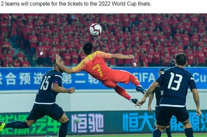 Pemain timnas China, Wu Lei, beraksi dalam laga Grup A Kualifikasi Piala Dunia 2022 Zona Asia melawan timnas Guam di Stadion Tianhe, Kamis (10/10/2019).