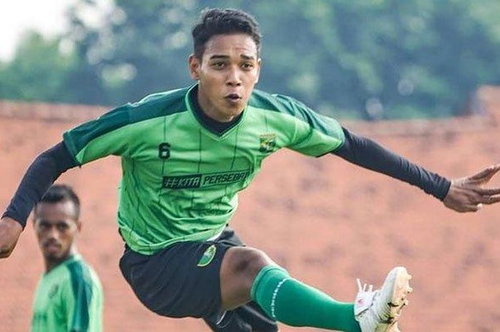 Gelandang Persebaya Surabaya, Misbakus Solikin.