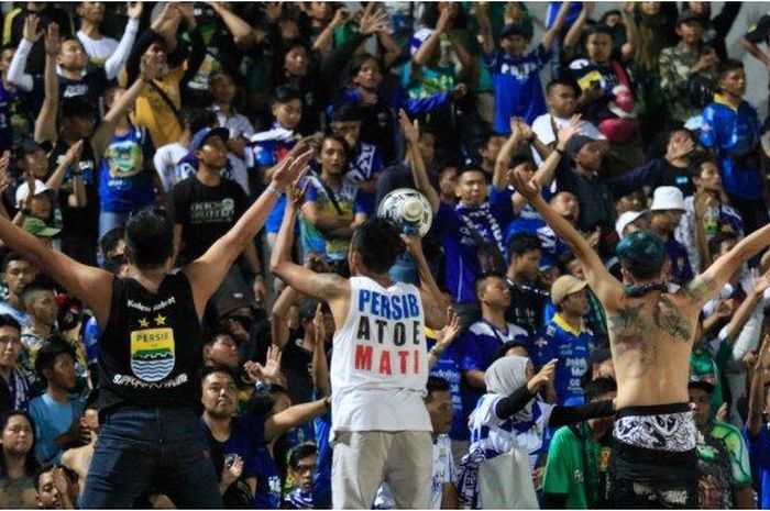 Suporter Persib Bandung, Bobotoh. 