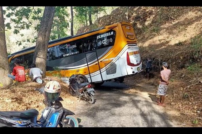 Viral di media sosial bus tersesat di hutan Wonogiri, kru bus mengaku alami hal-hal mistis saat kejadian