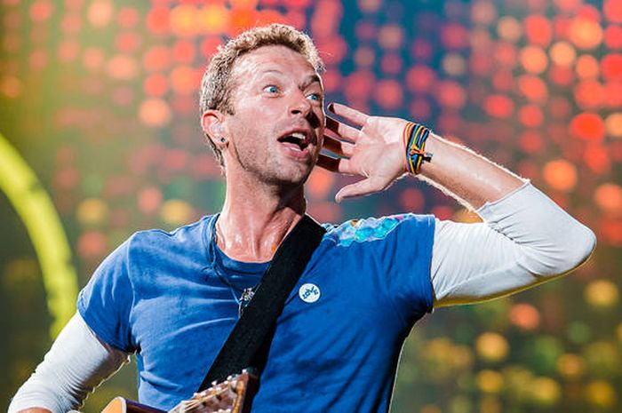 Lirik dan Chord Gitar 'Yellow' - Coldplay, Look at The ...
