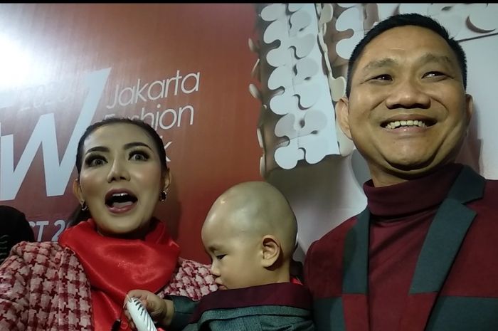 Bella Shofie dan Daniel Rigan saat Grid.ID jumpai di kawasan Senayan, Jakarta Pusat, Jumat (26/10/2019).