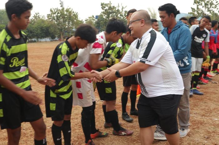 CRO Pandi, Gunawan Tyas Jatmiko, membuka Ligana.id di Lapangan Sekau, Halim, Jakarta Timur, Minggu (27/10/2019).