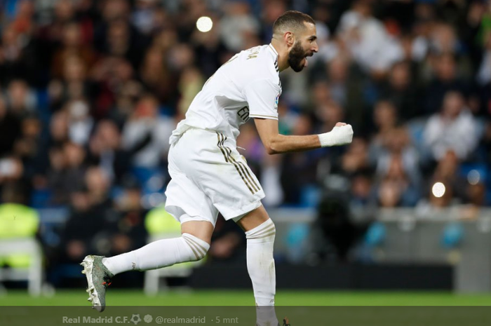 Striker Real Madrid, Karim Benzema, merayakan gol ke gawang Leganes pada laga Liga Spanyol, Kamis (31/10/2019) di Stadion Santiago Bernabeu.