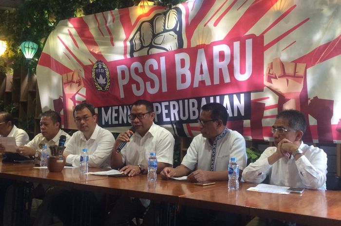 9 Caketum PSSI membuat deklarasi PSSI Baru Menuju Perubahan di FX Sudirman, Jakarta Pusat, Jumat (1/11/2019)