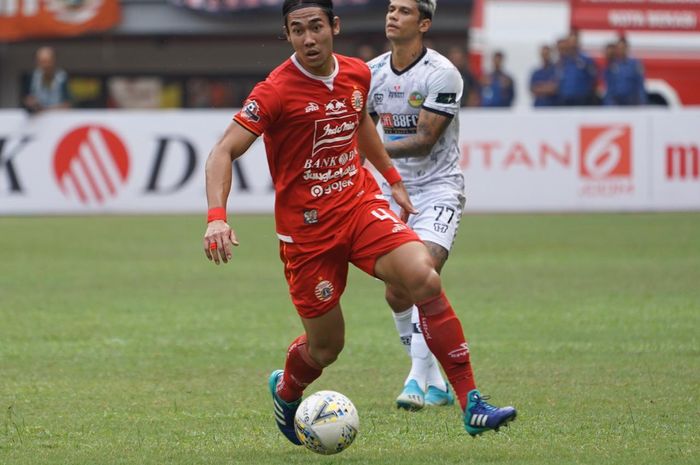 Pemain Persija Jakarta, Ryuji Utomo, saat melawan Tira Persikabo