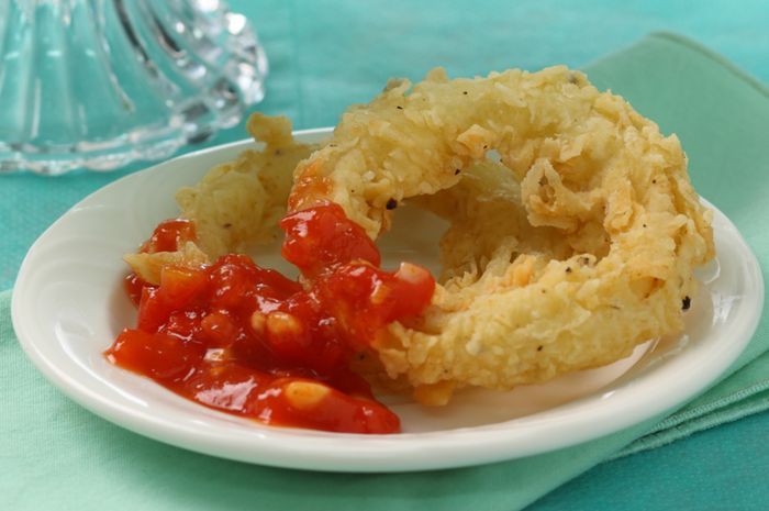 Resep Onion Ring Crispy Enak, Menu Pelengkap Ala Resto 