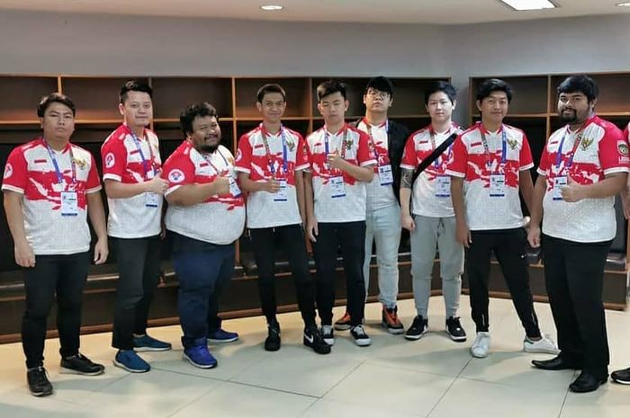 Indonesian contingent at the 2022 SEA Games Esports Test Event